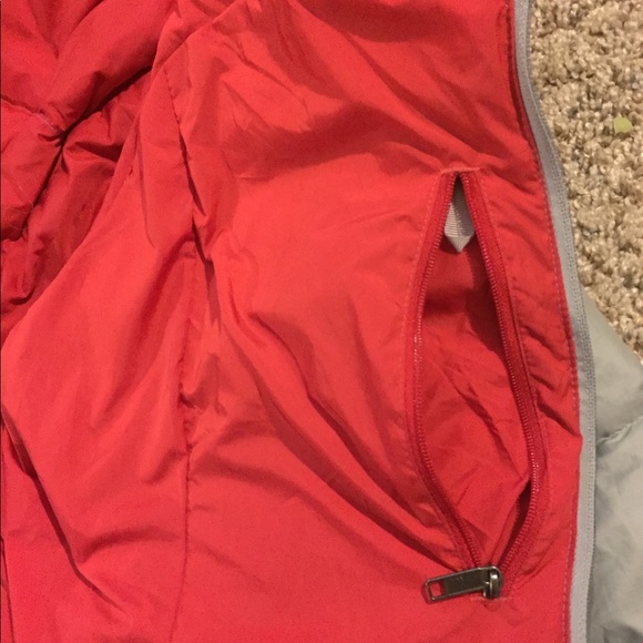 New grey Patagonia puffer jacket - Picture 4 of 4